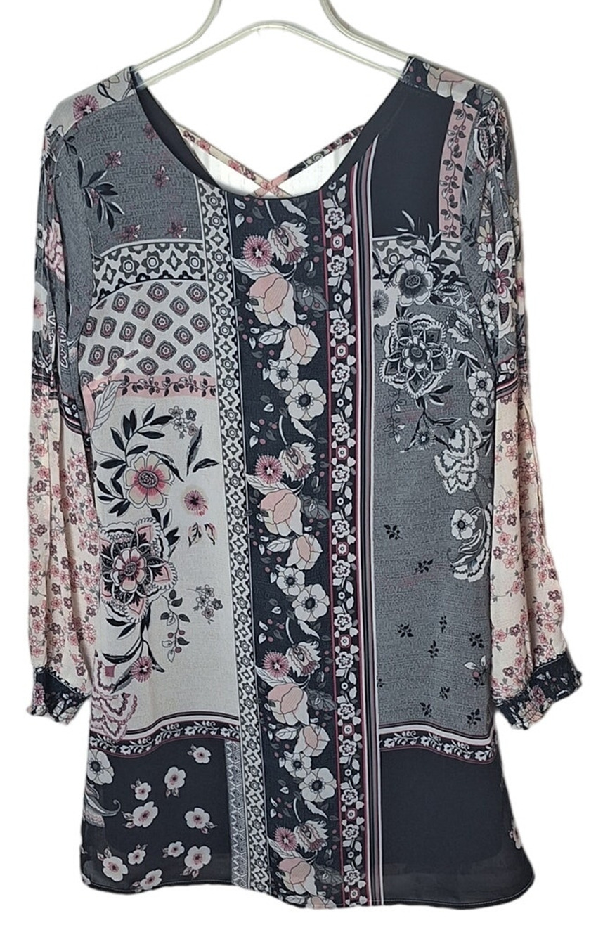 Maurices Women Medium Paisley/ Floral Patchwork Criss Cross Back Sheath Dress
